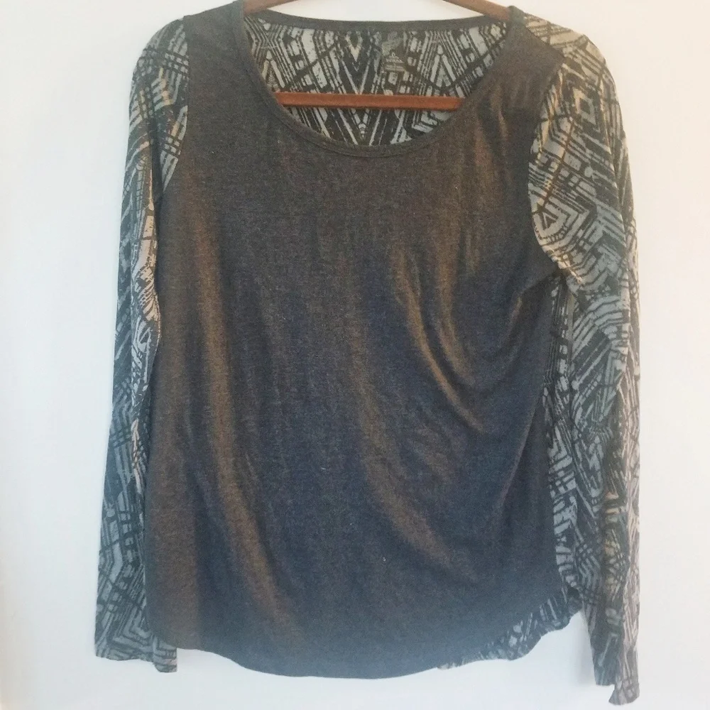 Prana long sleeve lightweight shirt - Picture 2 of 4